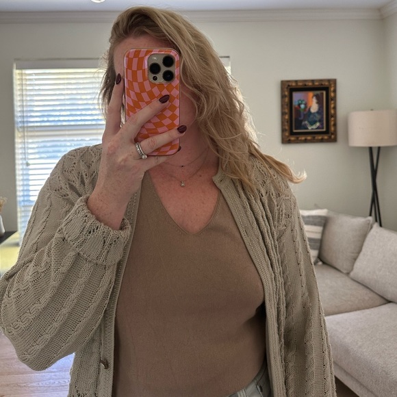 Escada sleeveless blouse - Picture 4 of 7